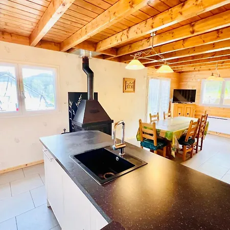 With Garden&terrace In *